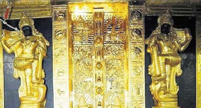 അടപടലം-അടിച്ചെടുക്കാൻ-പദ്ധതി…-ദ്വാരപാലക-ശില്പങ്ങളിലേയും-ഏഴ്-ഭാഗങ്ങളടങ്ങുന്ന-കട്ടിളപ്പാളികളിലേയും-ശ്രീകോവിലിലേയും-സ്വർണം-പൊതിഞ്ഞ-ഭാഗങ്ങളിൽ-നിന്നടക്കം-സ്വർണം-കവരാൻ-ഗൂഢാലോചന,-തട്ടിപ്പ്-ഹൈക്കോടതിയിലെത്തിയയുടൻ-ബെംഗളൂരുവിൽ-ചർച്ച!!-കേസിൽ-ഉൾപ്പെട്ടാൽ-എന്തു-ചെയ്യണമെന്നടക്കം-ചർച്ച-ചെയ്ത്-തീരുമാനത്തിലെത്തി-എസ്ഐടി