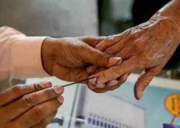 നിയമസഭാ-തെരഞ്ഞെ‌ടുപ്പ്-ഏപ്രിൽ-രണ്ടാം-വാരത്തോ‌ടെ,-ഒറ്റഘട്ടമായി…-കേന്ദ്ര-തെരഞ്ഞെടുപ്പ്-കമ്മീഷൻ-കേരളം-സന്ദർശിക്കുക-അടുത്തമാസം,-മൂന്നാം-ഊഴം-ഉറപ്പാക്കാൻ-സിപിഎം,-എംഎൽഎ-മന്ത്രിമാർക്ക്-നിശ്ചയിച്ച-ടേം-വ്യവസ്ഥയിൽ-ഇളവ്?