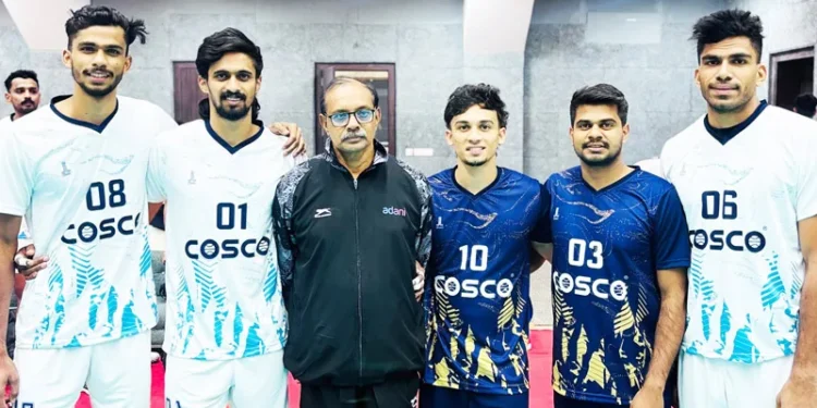 വോളിയില്-കേരളത്തിന്റെ-മിന്നും-താരങ്ങള്ക്കുപിന്നിലെ-ശ്രീദുര്ഗ-അക്കാദമിയും-കോച്ച്-ശിവകുമാറും