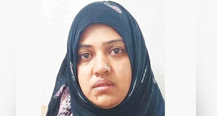 കണ്ണില്ലാ-ക്രൂരത…-അഞ്ചുവയസുകാരിയെ-ചട്ടുകം-ചൂടാക്കി-പൊള്ളിച്ച്-രണ്ടാനമ്മ,-കുട്ടിയുടെ-ശരീരമാസകലം-പൊള്ളലേറ്റ-പാടുകള്‍