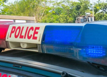 പുറമേരിയിൽ-റോഡിൽ-സ്ഫോടനം;-സ്കൂൾ-ബസിന്റെ-ടയർ-കയറിയ-ഉടനെ-പൊട്ടിത്തെറി