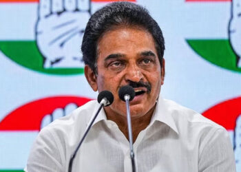 മാറാട്-രാഷ്ട്രീയ-കച്ചവടം-നടത്തിയത്-പിണറായി;-മുഖ്യമന്ത്രിക്കെതിരെ-ആഞ്ഞടിച്ച്-കെ.സി-വേണുഗോപാൽ