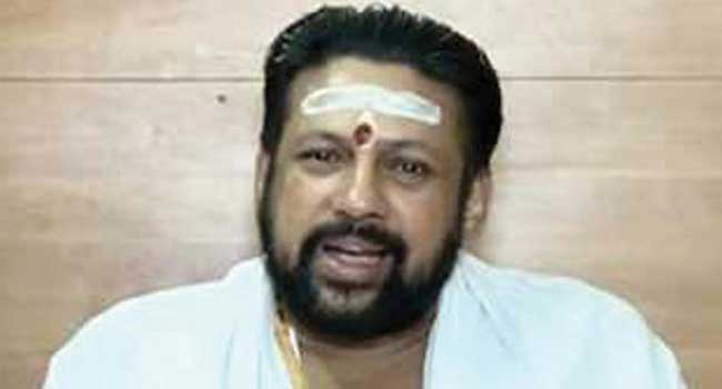 അടിയന്തര-സാഹചര്യത്തിലല്ല,-ഒബ്സർവേഷനുവേണ്ടിയാണ്-ഐസിയുവിൽ-പ്രവേശിപ്പിച്ചത്-ആശുപത്രി-അധികൃതർ!!-തന്ത്രി-കണ്ഠര്-രാജീവര്-ആശുപത്രിവിട്ടു,-ജയിലിലേക്കു-മാറ്റി