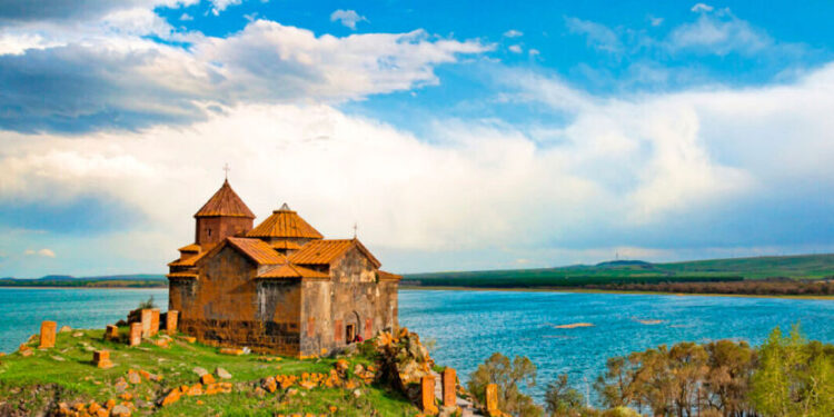 കളർഫുൾ-അർമേനിയ