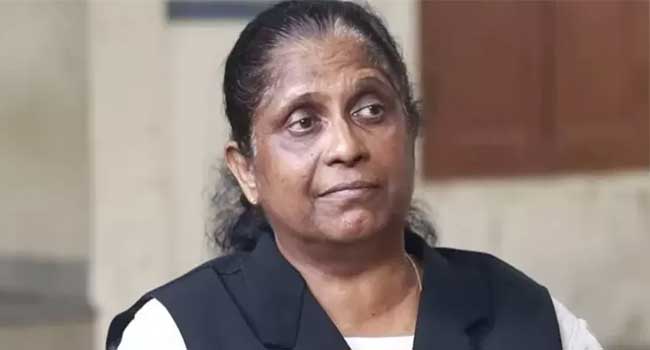 പത്രക്കാരുടെ-സാന്നിദ്ധ്യം-ഉറപ്പുവരുത്തി-ജഡ്ജി-വക്കീലില്ലാത്ത-നേരത്ത്-കളവ്-പറഞ്ഞു,-ഇതു-ഇന്ത്യൻ-ജുഡീഷ്യറിയുടെ-ചരിത്രത്തിലാദ്യം!!-കഴിഞ്ഞ-ഒന്നര-വർഷത്തിനിടെ-ആകെ-മാറി-നിന്നത്-അസുഖമോ,-ജില്ലയിൽ-പുറത്ത്-വർക്ക്-വന്നപ്പോൾ-മാത്രം,-ഇന്നലെ-വരാത്തത്-ഹൈക്കോടതിയിൽ-കേസുണ്ടായതിനാൽ,-ജൂനിയഴ്സിനെ-ഏൽപിച്ചിരുന്നു-അതിജീവിതയുടെ-അഭിഭാഷക