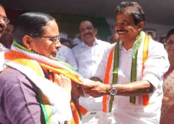 ഐഷാ-പോറ്റിയെ-സിപിഎം-ഭയക്കുകതന്നെ-വേണം…-കാരണം-അവർ-ഒരു-ചെറിയ-മീനല്ല!!-ആർ-ബാലകൃഷ്ണ-പിള്ളയെ-കുടുംബ-സ്വത്തായി-കൈവശം-വച്ചുപോന്ന-മണ്ഡലത്തിൽതന്നെ-മലർത്തിയടിച്ച്-തുടക്കം…-ഓരോ-തവണയും-വിജയിച്ചുകയറിയത്-ഇരട്ടി-ഭൂരിപക്ഷത്തിൽ,-2016ൽ-കൊട്ടാരക്കര-നിലനിർത്തിയത്-റെക്കോർഡ്-ഭൂരിപക്ഷത്തിലും