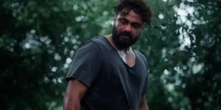 ആക്ഷൻ-ആവേശം-നിറച്ച്-പെപ്പെയുടെ-‘കാട്ടാളൻ’;-ടീസർ-പുറത്തിറങ്ങി