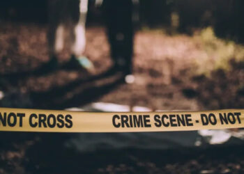 പെണ്‍കുട്ടിയെ-കണ്ടില്ലെങ്കില്‍-വീട്ടില്‍-അന്വേഷിച്ചെത്തും,-വീട്ടുകാര്‍-പരാതി-നല്‍കിയിട്ടും-ഫലമുണ്ടായില്ല,-മറ്റ്-പ്രണയബന്ധങ്ങളുണ്ടെന്ന്-സംശയവും,-16-കാരന്റേത്-ക്രൂര-സ്വഭാവമെന്ന്-നാട്ടുകാര്‍