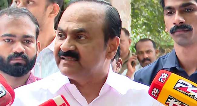 കള്ളത്തരം-പറയുകയാണ്,-സിപിഎം-പച്ചക്കള്ളം-പ്രചരിപ്പിക്കുകയാണ്,-മുഖ്യമന്ത്രിയുടെ-ദുരിതാശ്വാസ-നിധിയിലേക്ക്-19-ലക്ഷത്തോളം-യുഡിഎഫ്-കൊടുത്തിട്ടുണ്ട്,-ഞാനും-കൊടുത്തിട്ടുണ്ട്…-ഞങ്ങൾ-ആരോടെങ്കിലും-പറഞ്ഞോ,-സിഎംഡിആർഎഫിൽ-പൈസകൊടുക്കരുതെന്ന്?-വിഡി-സതീശൻ