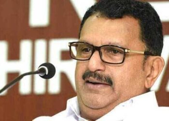 ‘ശബരിമല-സ്വർണക്കൊള്ളക്കേസിൽ-എസ്ഐടി-നീക്കങ്ങൾ-സംശയകരം;-മനപ്പൂർവം-കേസിന്റെ-ശ്രദ്ധ-തിരിച്ചു-വിടാനുള്ള-ശ്രമം-നടക്കുന്നു;-തന്ത്രി-എന്തോ-വലിയ-തെറ്റ്-ചെയ്‌തെന്ന്-വരുത്താൻ-ശ്രമിക്കുന്നു-;-പോറ്റിക്ക്‌-ജാമ്യം-കിട്ടാൻ-സാഹചര്യമൊരുക്കുന്നു’:-കെ.-മുരളീധരൻ