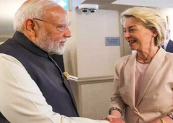 പുതിയ-കൂട്ടുകെട്ടൊരുങ്ങുന്നു!!-ലോകത്തെ-ഏറ്റവും-വലിയ-സാമ്പത്തിക-കരാറുകളിലൊന്നായ-ഇന്ത്യ-യൂറോപ്യൻ-യൂണിയൻ-സ്വതന്ത്ര-വ്യാപാര-കരാർ-യാഥാർഥ്യത്തിലേക്ക്…-ക്ലീൻ-എനർജി,-ഫാർമസ്യൂട്ടിക്കൽസ്,-ഡിജിറ്റൽ-സേവനങ്ങൾ-മേഖലകളിൽ-കരാർ-വലിയ-മാറ്റങ്ങൾ-സൃഷ്ടിച്ചേക്കും-വിദഗ്ധർ