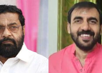 പോറ്റിയെ-അടുത്തറിയില്ല-മുൻ-മൊഴി…-പോറ്റി-ക്ഷണിച്ചിട്ട്-ഒരു-തവണ-വീട്ടിൽ-പോയിട്ടുണ്ട്,-ചെറിയ-കുട്ടിയുടെ-ഒന്നാം-ജന്മദിനം-എന്തോ-ആയിരുന്നുവെന്നാണ്-ഓർമ്മ,-ഇന്നത്തെ-പോറ്റിയല്ലല്ലോ-അന്ന്,-ഇക്കാര്യം-ചോദിക്കാതെ-തന്നെ-അന്വേഷണ-സംഘത്തോട്-പറഞ്ഞിട്ടുണ്ട്…-ഒരു-സംഭാവനയും-വാങ്ങിയിട്ടില്ല!!…-പോറ്റിയുമൊപ്പമുള്ള-ചിത്രം-പുറത്തുവന്നതിൽ-മറുപടി-നൽകാതെ-കടകംപള്ളി-സുരേന്ദ്രൻ