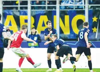 ചാമ്പ്യന്‍സ്-ലീഗില്‍-ഇതുവരെ-എല്ലാം-ജയിച്ചു;-ആഴ്‌സണലിന്-ഏഴഴക്