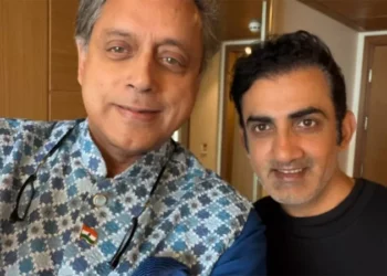 ഗംഭീറിനെ-തളർത്താൻ-നോക്കേണ്ട!-ടി20യിൽ-കിവീസിനെ-തകർത്ത്-ഇന്ത്യ;-പിന്തുണയുമായി-ശശി-തരൂർ