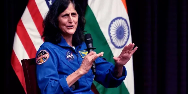 ബഹിരാകാശത്തുനിന്ന്-നോക്കുമ്പോൾ-അതിരുകളില്ല,-ഭൂമി-ഒരൊറ്റ-ഇടം;-കോഴിക്കോട്ട്-സുനിത-വില്യംസിന്റെ-ഹൃദ്യമായ-സന്ദേശം