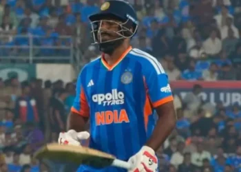 റായ്പൂരിലും-സഞ്ജുവിന്-‘ബാറ്റിംഗ്-പതർച്ച’;-കൂറ്റൻ-ലക്ഷ്യം-പിന്തുടരുന്ന-ഇന്ത്യ-പ്രതിരോധത്തിൽ