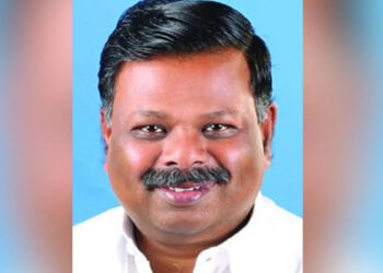 മണിയുടെ-ഭീഷണിയില്‍-ഒരു-തരിപോലും-ഭയമില്ല,-ഇതിനു-പിറകില്‍-മറ്റ്-ചില-നേതാക്കളാണ്,-ഇത്-നാടന്‍-ഭാഷയിലുള്ള-പ്രതികരണമായി-മാത്രം-കാണുന്നില്ലെന്ന്-എസ്-രാജേന്ദ്രന്‍