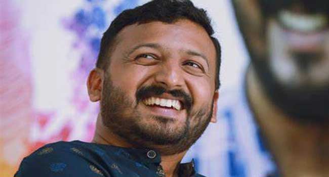 പീഡനം-നടന്ന-ശേഷം-പരാതിക്കാരി-മൊഴി-നൽകിയത്-ഒരു-വർഷവും,-ഒൻപത്-മാസവും-കഴിഞ്ഞ്,-അറസ്റ്റ്-നടപടി-ക്രമങ്ങൾ-പാലിക്കാതെ,-പരാതിക്കാരി-വിദേശത്തായതിനാൽ-എംഎൽഎ-ജാമ്യത്തിൽ-ഇറങ്ങിയാൽ-ഭീഷണിപെടുത്തും-എന്ന-വാദം-നിലനിൽക്കില്ല,-ഡിജിറ്റൽ-രേഖകളടക്കം-കൂടുതലായി-പരിഗണിക്കേണ്ടത്-കേസിൻറെ-അടുത്തത്തിൽ!!-ജാമ്യ-വിധിയുടെ-വിശദാംശങ്ങൾ-പുറത്ത്