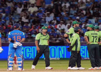 ലോകകപ്പിൽ-ഇന്ത്യക്കെതിരായ-മത്സരം-കളിക്കില്ലെന്ന-പാക്കിസ്ഥാന്റെ-തീരുമാനം:-‘സ്വന്തം-കുഴി-തോണ്ടരുത്,-പിന്നീട്-ദു:ഖിക്കേണ്ടി-വരും’;-പ്രത്യാഘാതം-നേരിടേണ്ടി-വരുമെന്ന-താക്കീതുമായി-ഐസിസി