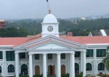 സെക്രട്ടറിമാരുടെ-ചായ-സൽക്കാരത്തിന്-ലക്ഷങ്ങൾ;-കണക്കുകൾ-നിരത്തി-സർക്കാർ-ഉത്തരവിറങ്ങി