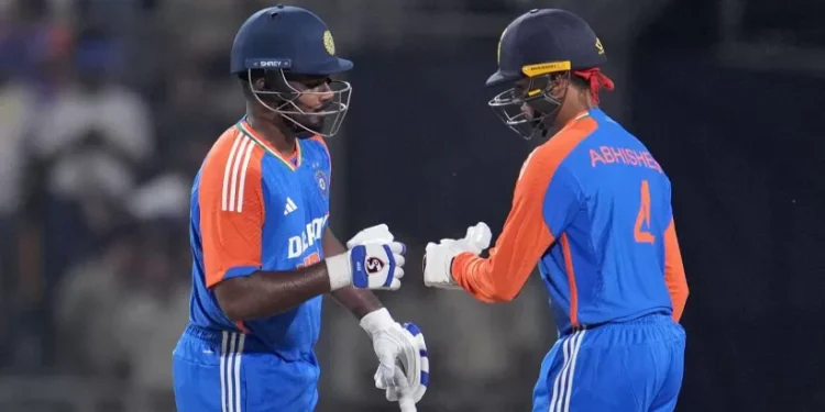 സഞ്ജു-സാംസൺ-ലോകകപ്പ്-അരങ്ങേറ്റത്തിനൊരുങ്ങുന്നു;-നമീബിയക്കെതിരെ-ഇന്ത്യ-മാറ്റങ്ങളുമായി-ഇറങ്ങിയേക്കും