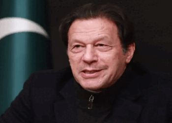 ഇമ്രാൻ-ഖാന്റെ-ആരോഗ്യനില-അപകടത്തിൽ-,കാഴ്ചശക്തി-85-ശതമാനവും-നഷ്ടപ്പെട്ടു;ദുരുദ്ദേശ്യപരവും-മനുഷ്യത്വമില്ലാത്തതും-നിയമവിരുദ്ധവുമായ-ചികിത്സയാണ്-പാക്-ഭരണകൂടം-നൽകുന്നത്;-അദ്ദേഹത്തിന്റെ-ജീവന്-അടിയന്തര-നടപടി-അനിവാര്യം-–-കോടതി-നിയോഗിച്ച-അഭിഭാഷകന്റെ-റിപ്പോർട്ട്