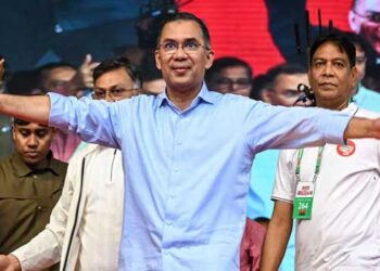 ഒരു-കാലത്ത്-താരിഖ്-റഹ്മാന്-വിമർശകർ-ചാർത്തിക്കൊടുത്തൊരു-പേരുണ്ട്-ധിക്കാരി…-പിൻവാതിൽ-ഭരണം-നടത്തുന്നയാൾ…17-വർഷത്തെ-പ്രവാസത്തിനു-ശേഷം-പിതാവ്-സ്ഥാപിച്ച-ബിഎൻപിയിലൂടെ-രാജ്യത്തിന്റെ-തലപ്പത്തേക്ക്-ചവിട്ടിക്കയറിയത്-അനുരഞ്ജനത്തിന്റെ-പാതയിലൂടെ!!-താരിഖ്-ബംഗ്ലദേശിന്റെ-പ്രധാനമന്ത്രി-പദത്തിലെത്തുമ്പോൾ-കാത്തിരിക്കുന്നതെന്ത്?