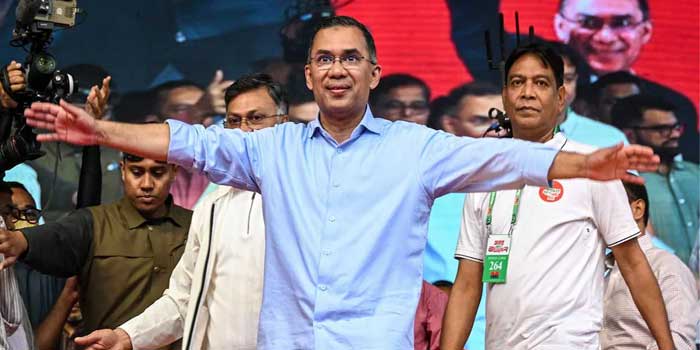 ഒരു-കാലത്ത്-താരിഖ്-റഹ്മാന്-വിമർശകർ-ചാർത്തിക്കൊടുത്തൊരു-പേരുണ്ട്-ധിക്കാരി…-പിൻവാതിൽ-ഭരണം-നടത്തുന്നയാൾ…17-വർഷത്തെ-പ്രവാസത്തിനു-ശേഷം-പിതാവ്-സ്ഥാപിച്ച-ബിഎൻപിയിലൂടെ-രാജ്യത്തിന്റെ-തലപ്പത്തേക്ക്-ചവിട്ടിക്കയറിയത്-അനുരഞ്ജനത്തിന്റെ-പാതയിലൂടെ!!-താരിഖ്-ബംഗ്ലദേശിന്റെ-പ്രധാനമന്ത്രി-പദത്തിലെത്തുമ്പോൾ-കാത്തിരിക്കുന്നതെന്ത്?