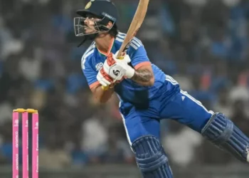 പാക്-പോരാട്ടത്തിന്-ഇന്ത്യ-ഒരുങ്ങുന്നു;-റിങ്കു-സിംഗിന്-പകരം-സുന്ദർ,-ഓപ്പണറായി-സഞ്ജു?-ടീമിൽ-വൻ-മാറ്റങ്ങൾ!