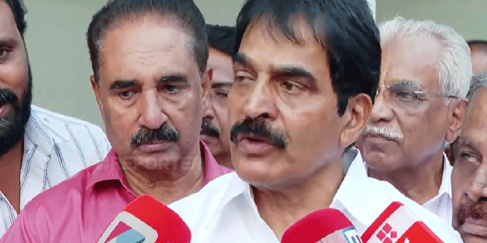 ‘ധിക്കാരപരമായ-ഇടതുപക്ഷ-രാഷ്ട്രീയത്തെ-യഥാർത്ഥ-കമ്മ്യൂണിസ്റ്റുകാർക്ക്-അംഗികരിക്കാൻ-കഴിയില്ല;-അത്തരത്തിലുള്ളവർ-കോൺഗ്രസിലേക്ക്-വരുന്നുണ്ടെങ്കിൽ-എതിർക്കില്ല‘-പ്രേംകുമാർ-വിഷയത്തിൽ-കെ.സി-വേണുഗോപാലിന്റെ-പ്രതികരണം