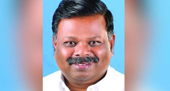 എന്റെ-വളർച്ചയിൽ-അസൂയപൂണ്ടവരാണ്-എന്നെ-പുറത്താക്കാൻ-കൂട്ടുനിന്നത്,-അധികകാലം-അടിമയായി-നിൽക്കാൻ-പറ്റില്ലല്ലോ,-എം-എം-മണിയും-മറ്റൊരു-നേതാവും-ശ്രമിക്കുന്നത്-ജാതീയമായ-വിഭാഗീയതയ്ക്ക്-–-എസ്-രാജേന്ദ്രന്‍