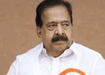 ‘പറഞ്ഞ്-പറഞ്ഞ്-പിണറായി-ഗാന്ധിജിയാണെന്ന്-പറയാതിരുന്നത്-ഭാഗ്യം;-മണിശങ്കർ-അയ്യർക്ക്-കോൺഗ്രസുമായി-യാതൊരു-ബന്ധവുമില്ലെന്ന്-എഐസിസി-വ്യക്തമാക്കിയിട്ടുള്ളതാണ്’-രമേശ്-ചെന്നിത്തല-;-‘ഈ-അലവലാതിയെ-ഇനിയും-ചുമക്കണോയെന്ന്’-കെപിസിസി-വക്താവ്