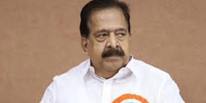 ‘പറഞ്ഞ്-പറഞ്ഞ്-പിണറായി-ഗാന്ധിജിയാണെന്ന്-പറയാതിരുന്നത്-ഭാഗ്യം;-മണിശങ്കർ-അയ്യർക്ക്-കോൺഗ്രസുമായി-യാതൊരു-ബന്ധവുമില്ലെന്ന്-എഐസിസി-വ്യക്തമാക്കിയിട്ടുള്ളതാണ്’-രമേശ്-ചെന്നിത്തല-;-‘ഈ-അലവലാതിയെ-ഇനിയും-ചുമക്കണോയെന്ന്’-കെപിസിസി-വക്താവ്