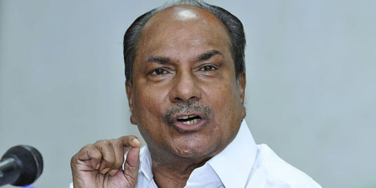 സീറ്റ്-കിട്ടിയില്ലെങ്കിലും-വിഷമിക്കേണ്ട,-ലക്ഷ്യം-പിണറായി-സർക്കാരിനെ-താഴെയിറക്കൽ;-എ.കെ-ആന്റണി