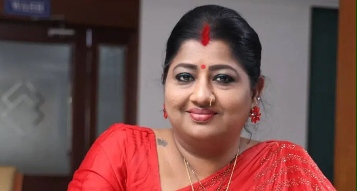 എല്ലാ-മാസവും-രേണുസുധിക്ക്-ചെലവിന്-കൊടുക്കാന്‍-നിങ്ങള്‍ക്ക്-സാധിക്കുമോ??-അത്-വാങ്ങി-അവര്‍-വീട്ടിൽ-ഇരിക്കട്ടേ,-ഭര്‍ത്താവ്-മരിച്ചു-എന്ന്-കരുതി-എപ്പോഴും-കരഞ്ഞുകൊണ്ടിരിക്കാന്‍-പറ്റുമോ?-അവരും-എല്ലാ-വികാരവും-വിചാരവും-ഉള്ള-ഒരു-പെണ്‍കുട്ടിയാണ്-പ്രിയങ്ക-അനൂപ്