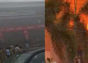 കോഴിക്കോട്-ജയലക്ഷ്മി-സിൽക്സിൽ-വീണ്ടും-തീപിടിത്തം,-രണ്ടും-മൂന്നും-നിലകളിലുണ്ടായ-തീപിടിത്തം-മുകളിൽ-നിലയിലേക്ക്-തീ-വ്യാപിക്കുന്നു,-അപകടമുണ്ടായയുടൻ-ജീവനക്കാരേയും-കസ്റ്റമേഴ്സിനേയും-മാറ്റിയതിനാൽ-അപകടം-ഒഴിവായി,-മുൻപ്-തീപിടിത്തമുണ്ടായത്-2023ൽ