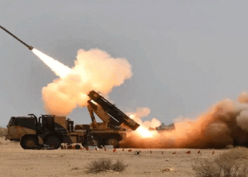 ‘അങ്ങോട്ടും-ഇങ്ങോട്ടും’-:-ഇന്ത്യയുടെ-സ്വന്തം-‘പിനാക’-റോക്കറ്റ്-ലോഞ്ചർ-സിസ്റ്റം-വാങ്ങാൻ-ഫ്രാൻസ്;-പീരങ്കി-സംവിധാനങ്ങൾ,-മിസൈലുകൾ,-ഇലക്ട്രോണിക്-വാർഫെയർ-ഉപകരണങ്ങൾ-എന്നിവയിലും-കണ്ണുടക്കി;-;ചരിത്ര-നീക്കങ്ങൾ