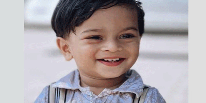 ഷാർജയിൽ-രണ്ടുവയസ്സുകാരൻ-കാറിടിച്ചു-മരിച്ച-സംഭവം:-ഡ്രൈവർക്ക്-മാപ്പ്-നൽകി-മലയാളികളായ-മാതാപിതാക്കൾ;-നഷ്ടമായത്-എട്ടുവർഷത്തെ-കാത്തിരിപ്പിനുശേഷമുണ്ടായ-ഏകമകൻ