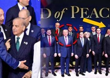 “എനിക്ക്-ഇയാളെ-ഇഷ്ടമാണ്”-എന്നാലും-ട്രംപേ,-ഇഷ്ടാന്നു-പറഞ്ഞ്-നാക്ക്-വായിലേക്കേട്ടിട്ട-പാട്-ഈ-ചെയ്ത്-ഷെരീഫിക്കയോട്-ചെയ്യണ്ടായിരുന്നൂട്ടോ…-‘‘ബോർഡ്-ഓഫ്-പീസ്’-യോഗത്തിൽ-പ്രധാനമന്ത്രിയെ-മൂലയ്ക്കൊതുക്കിയ-ഗ്രൂപ്പ്-ഫോട്ടോയെടുപ്പ്-വൈറൽ,-ട്രംപിനെ-പൊക്കിയടിച്ച്-ഡയലോ​ഗിട്ട-ഷെഹബാസ്-ഷെരീഫ്-എയറിൽ