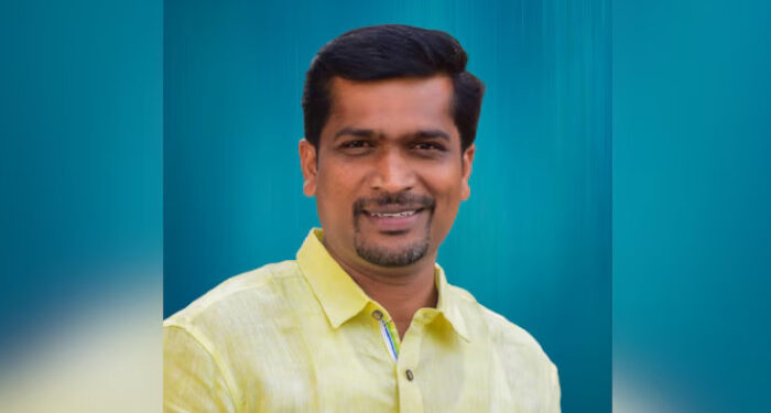 മര്യാദയ്ക്ക്-നിന്നില്ലെങ്കിൽ-കൈയും-കാലും-തല്ലിയൊടിക്കും,-റവന്യൂ-ഉദ്യോഗസ്ഥർ-പെരുമാറുന്നത്-അടിമകളെപ്പോലെ,-സർക്കാർ-പുറമ്പോക്ക്-ഭൂമിയിലെ-കയ്യേറ്റം-ഒഴിപ്പിച്ചതിന്-തഹസിൽദാരെ-ഭീഷണിപ്പെടുത്തി-ദേവികുളം-എംഎൽഎ