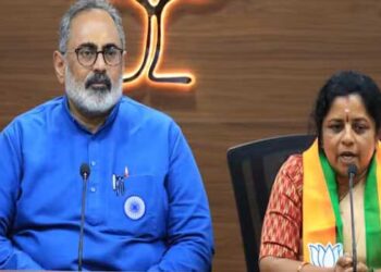 കഴിഞ്ഞ-തെരഞ്ഞെടുപ്പിലെ-സാമ്പത്തിക-ബാധ്യത-പാർട്ടി-തീർക്കണം,-യുഡിഎഫ്-അധികാരത്തിൽ-വന്നാൽ-ബോർഡ്-കോർപറേഷൻ-സ്ഥാനങ്ങൾ-ഏതെങ്കിലും-നൽകണം-പാർട്ടിക്കു-മുന്നിൽ-രണ്ട്-ആവശ്യങ്ങൾ-ഉന്നയിച്ച്-ആർ-രശ്മി-അം​ഗീകരിക്കാതെ-വന്നതെ-നേരെ-ബിജെപിയിലേക്ക്!!-രശ്മിയുടെ-പുതിയ-കൂടുമാറ്റം-സീറ്റ്-പറഞ്ഞൊറപ്പിച്ച്?