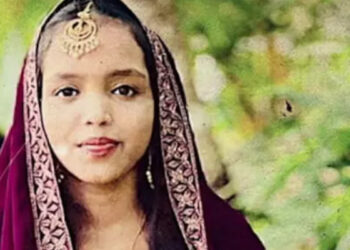 എടുത്തിട്ടില്ലെന്ന്-സത്യം-ചെയ്തു-പറഞ്ഞിട്ടും-വിശ്വസിച്ചില്ല,-സുഹൃത്തും-കുടുംബവും-വീട്ടില്‍-വന്ന്-ഭീഷണിപ്പെടുത്തി,-ഭർത്താവിന്റെ-കുടുംബവും-കള്ളിയാക്കി,-മോഷണക്കുറ്റം-ആരോപിച്ചതില്‍-മനംനൊന്ത്-യുവതി-ജീവനൊടുക്കി,-അമ്മയെ-കാണാതെ-കരഞ്ഞ്-തളര്‍ന്ന്-കുഞ്ഞുങ്ങള്‍