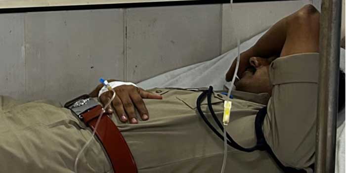 ക്ഷേത്രോത്സവത്തിനിടെ-നടുറോഡിൽ-കിടന്ന്-സിപിഎം-വെളളറട-ലോക്കൽ-സെക്രട്ടറിയുൾപ്പെടെയുള്ളവരുടെ-സംഘം-നൃത്തം,-ഗതാഗത-കുരുക്ക്-വന്നതോടെ-മാറി-നിൽക്കാൻ-ആവശ്യപ്പെട്ട-എസ്ഐയെ-എടുത്തിട്ട്-തല്ലി,-ലോക്കൽ-സെക്രട്ടറി-ഉൾപ്പെടെ-രണ്ടുപേർക്കെതിരെ-കേസ്