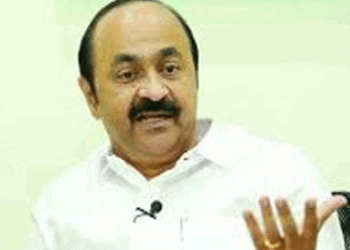 ‘ജീവനക്കാരുടെ-ശമ്പളം-നൽകുന്ന-സ്പാർക്കിൽനിന്ന്-മുഖ്യമന്ത്രിയുടെ-ഓഫീസിലെ-സോഷ്യൽ-മീഡിയ-വിഭാഗമാണ്-ഡാറ്റാ-മോഷണം-നടത്തിയെന്ന-ആരോപണവുമായി-പ്രതിപക്ഷ-നേതാവ്;-‘കേസെടുത്ത്-അന്വേഷിക്കണം-‘