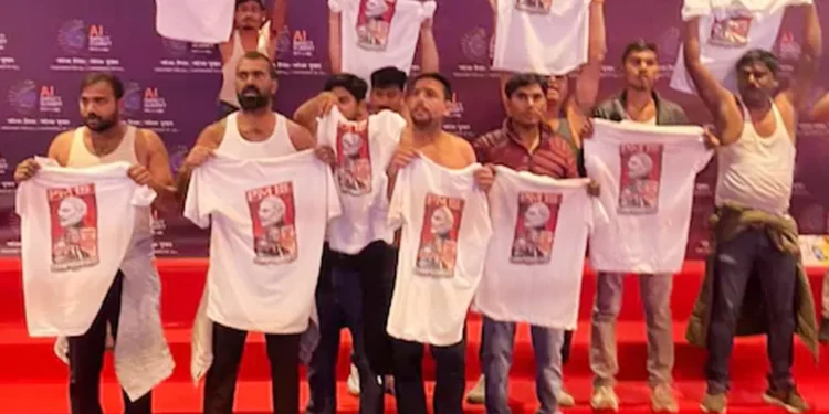 യൂത്ത്-കോൺഗ്രസ്-ദേശീയ-അധ്യക്ഷൻ-അറസ്റ്റിൽ;-എഐ-ഉച്ചകോടിയിലെ-പ്രതിഷേധത്തിൽ-നടപടി