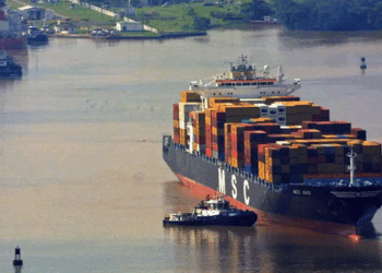 ചൈനയും-അമേരിക്കയും-പനാമയും-തമ്മിലുണ്ടായ-ത്രികോണ-പോരാട്ടത്തിൽ-വഴിത്തിരിവ്;പനാമ-കനാൽ-തുറമുഖങ്ങളുടെ-നിയന്ത്രണം-സർക്കാർ-പിടിച്ചെടുത്തു