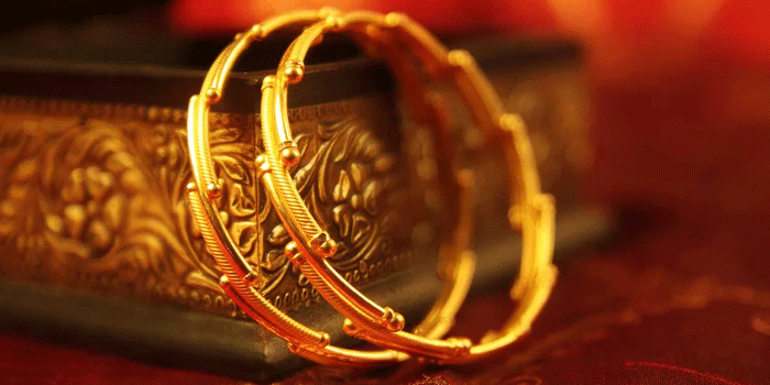 പ്രവാസികൾക്ക്-പ്രവാസികൾക്ക്-സന്തോഷകരമായ-പ്രഖ്യാപനവുമായി-കേന്ദ്രസർക്കാർ;-കസ്റ്റംസ്-തീരുവയുമായി-ബന്ധപ്പെട്ട-ചട്ടങ്ങളിൽ-വൻ-ഇളവുകൾ;-ഇനി-മുതൽ-സ്വർണത്തിന്റെ-മൂല്യമല്ല,-തൂക്കമാണ്-കണക്കാക്കുക