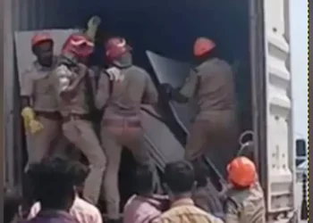 കഴക്കൂട്ടത്ത്-ഗ്രാനൈറ്റ്-ദേഹത്ത്-വീണ്-അതിഥി-തൊഴിലാളിക്ക്-ദാരുണാന്ത്യം;-രണ്ട്-പേർക്ക്-ഗുരുതര-പരിക്ക്