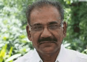 ‘ആനക്കൊമ്പ്-കത്തിച്ച്-ചാരം-വിപണനം-ചെയ്യാനാവുമോയെന്ന-സാധ്യത-പരിശോധിച്ചുവരികയാണ്;-ചർച്ച-ചെയ്ത്-തീരുമാനിക്കും;-വനം-വകുപ്പിന്റെ-കൈവശം-260-കോടി-രൂപയുടെ-ആനക്കൊമ്പുകളുണ്ട്’:-മന്ത്രി-എകെ.-ശശീന്ദ്രൻ