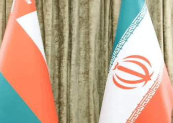 ​ഗൾഫ്-രാജ്യങ്ങളെ-ഒന്നാകെ-ഇറാൻ-യുദ്ധ-മുൾമുനയിൽ-നിർത്തുമ്പോൾ-ഒമാനെ-മാത്രം-ഒഴിവാക്കി;-ഇത്ര-പേടിയോ?